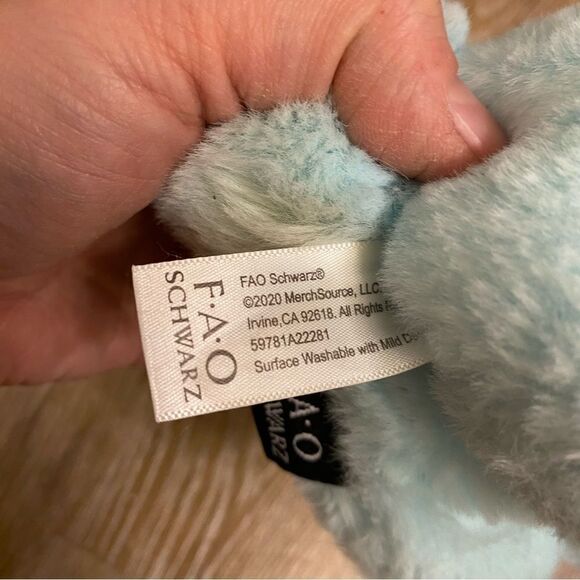 FAO Schwarz Plush Blue Bunny Soft Pastels Rainbow Tail Glitter Ears 8-9” NWOT - Picture 3 of 10